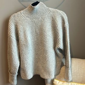 Top shop small cozy gray sweater